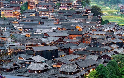 新乡6种常见的外墙仿石漆施工工艺！